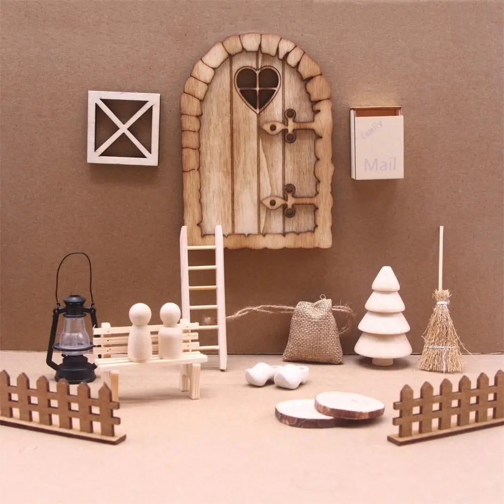 Christmas Accesories String Hat DollHouse Elf Kit Wreath Mini Tree Fairy House Simulation Scene Model Miniature Elf Door