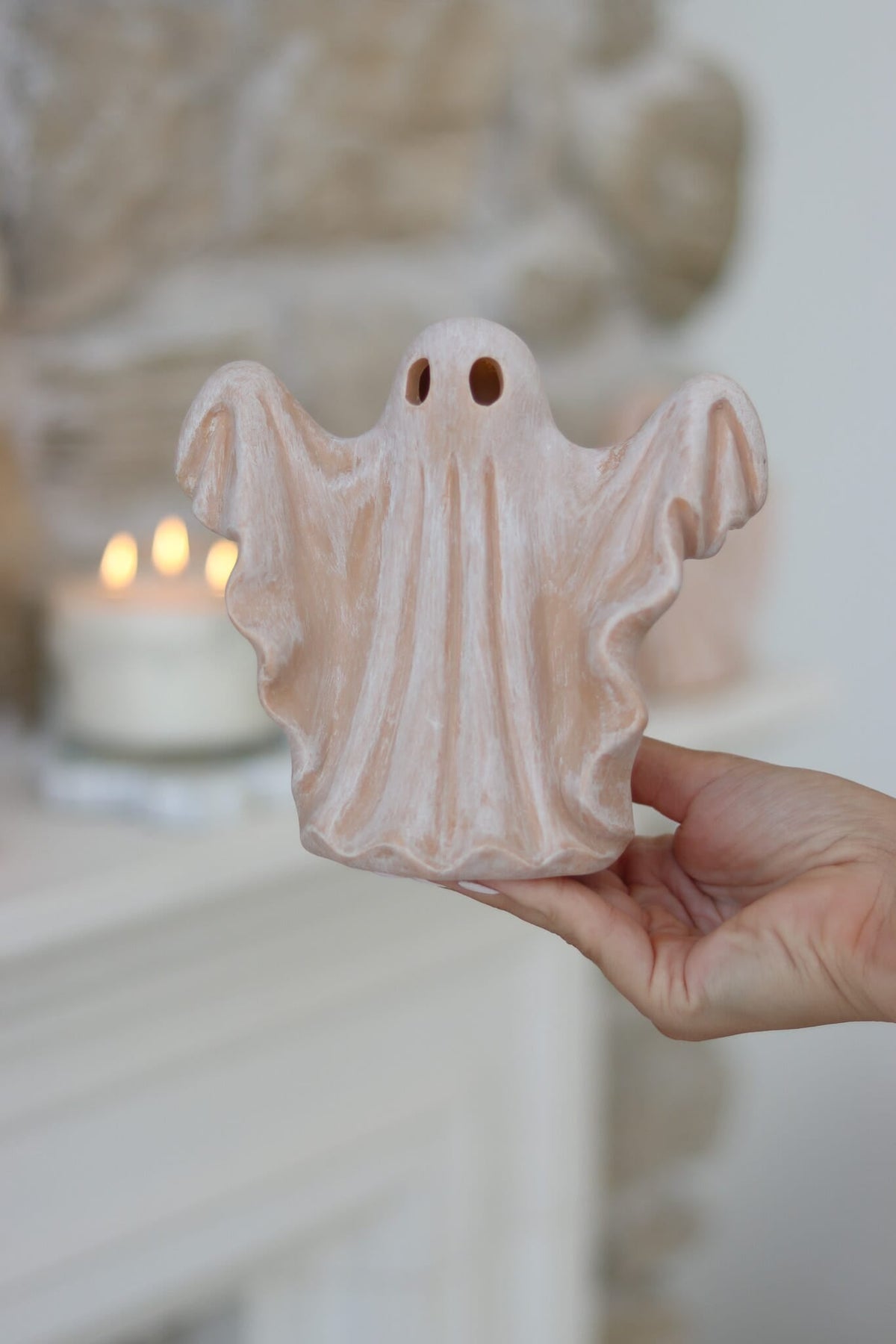 Set of 2 LED Spooky Ghosts – Terracotta