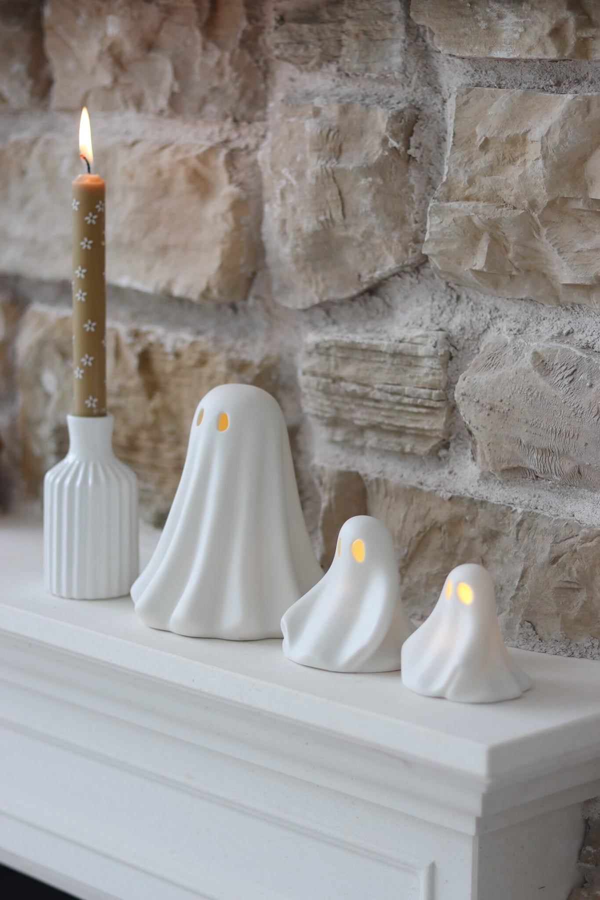 Set of 2 LED Ceramic Ghosts