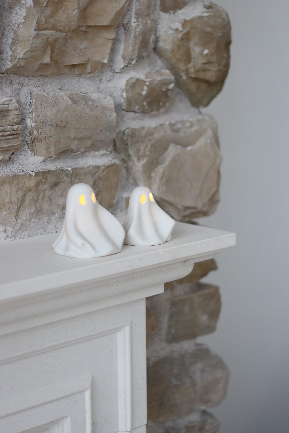Set of 2 LED Ceramic Ghosts