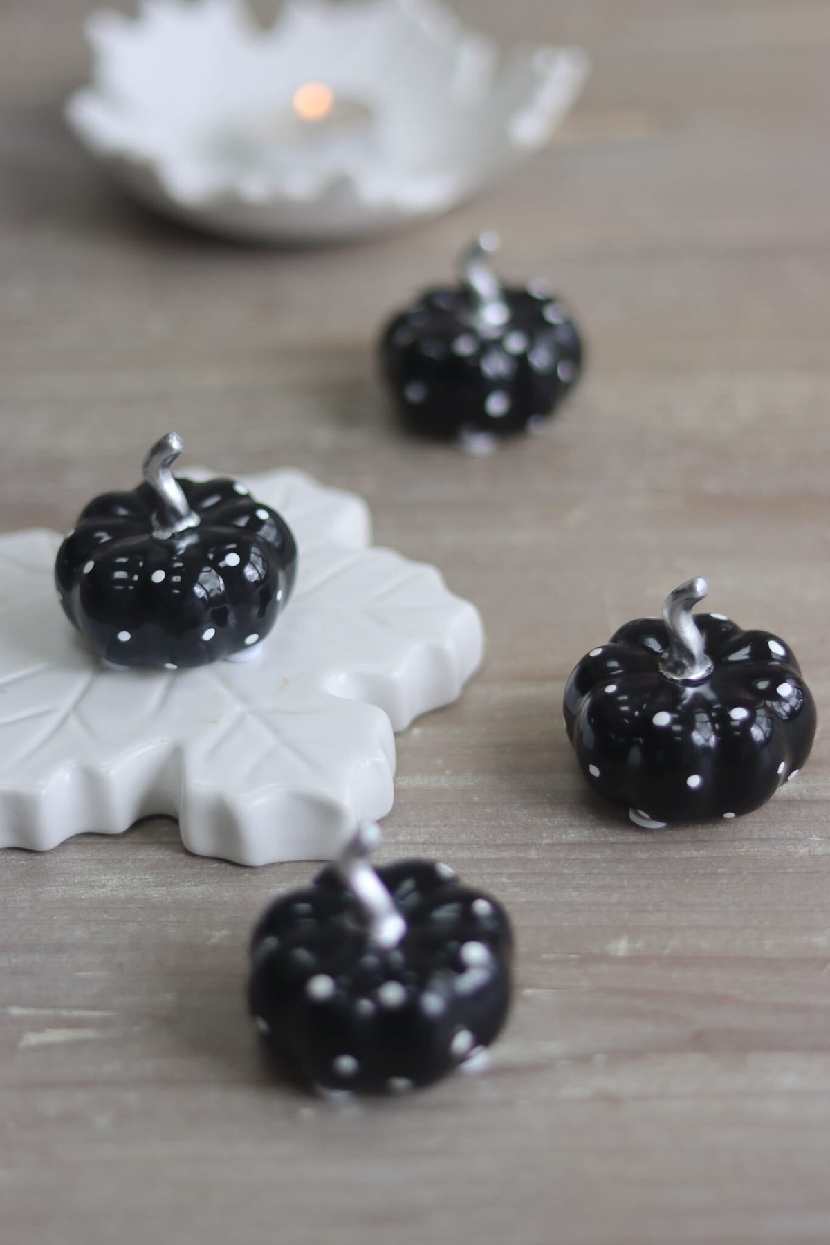 Ceramic Pumpkin Black Polka Dot - Tiny 4Pc Set