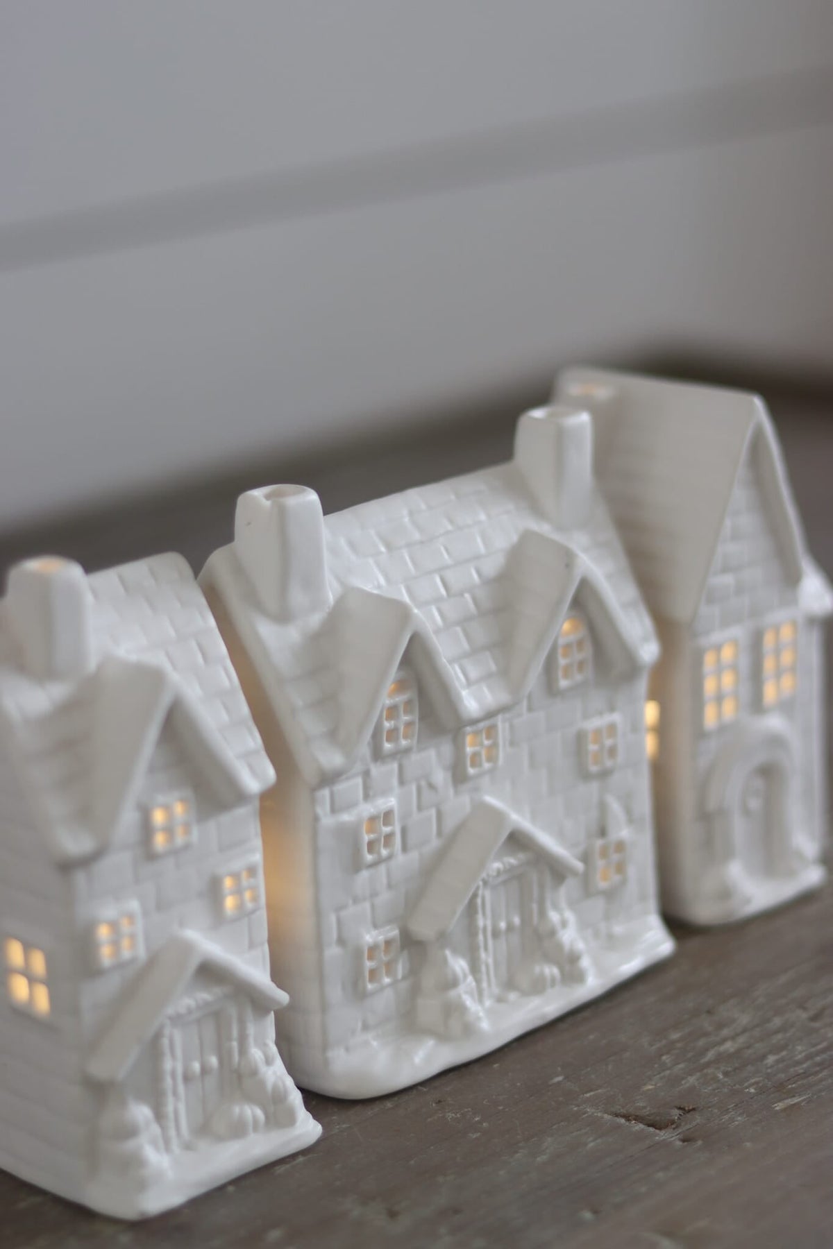 Large LED Ceramic house - Autumn 3Pc