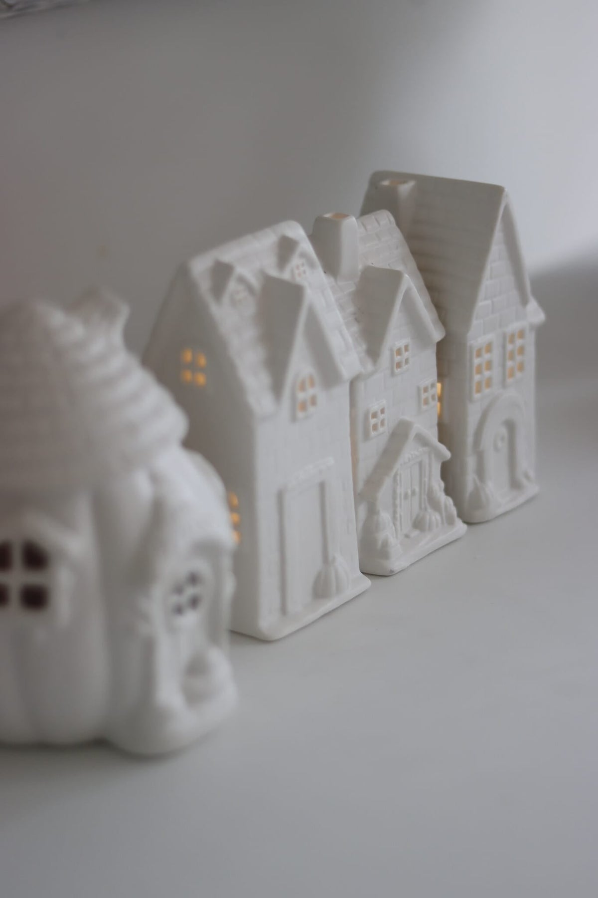 Large LED Ceramic house - Autumn 3Pc