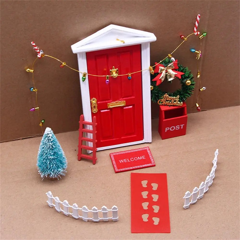 Christmas Accesories String Hat DollHouse Elf Kit Wreath Mini Tree Fairy House Simulation Scene Model Miniature Elf Door