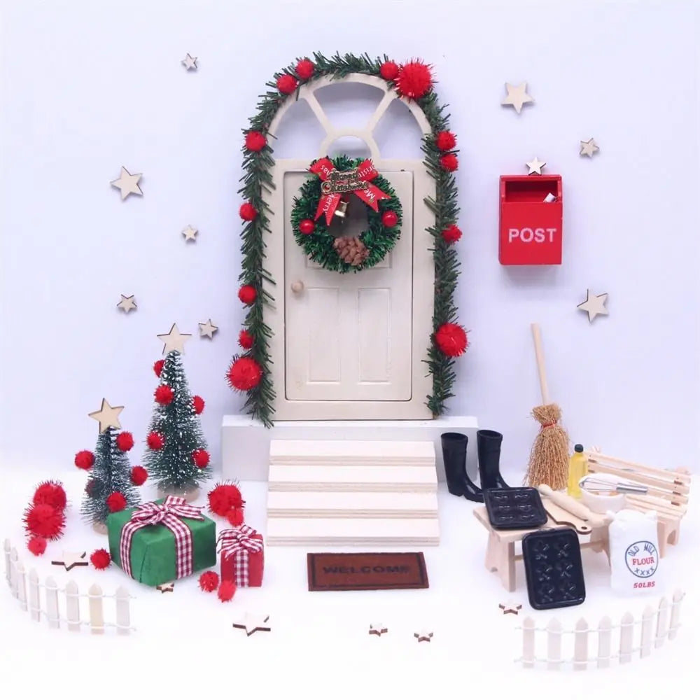 Christmas Accesories String Hat DollHouse Elf Kit Wreath Mini Tree Fairy House Simulation Scene Model Miniature Elf Door
