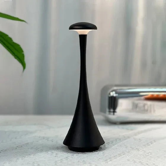 New Arrival Mushroom Table Lamp Rechargeable Wireless Touch Lamp Creative Desk Lamp USB-C Desk Lamp Bedroom Atmosphere Light