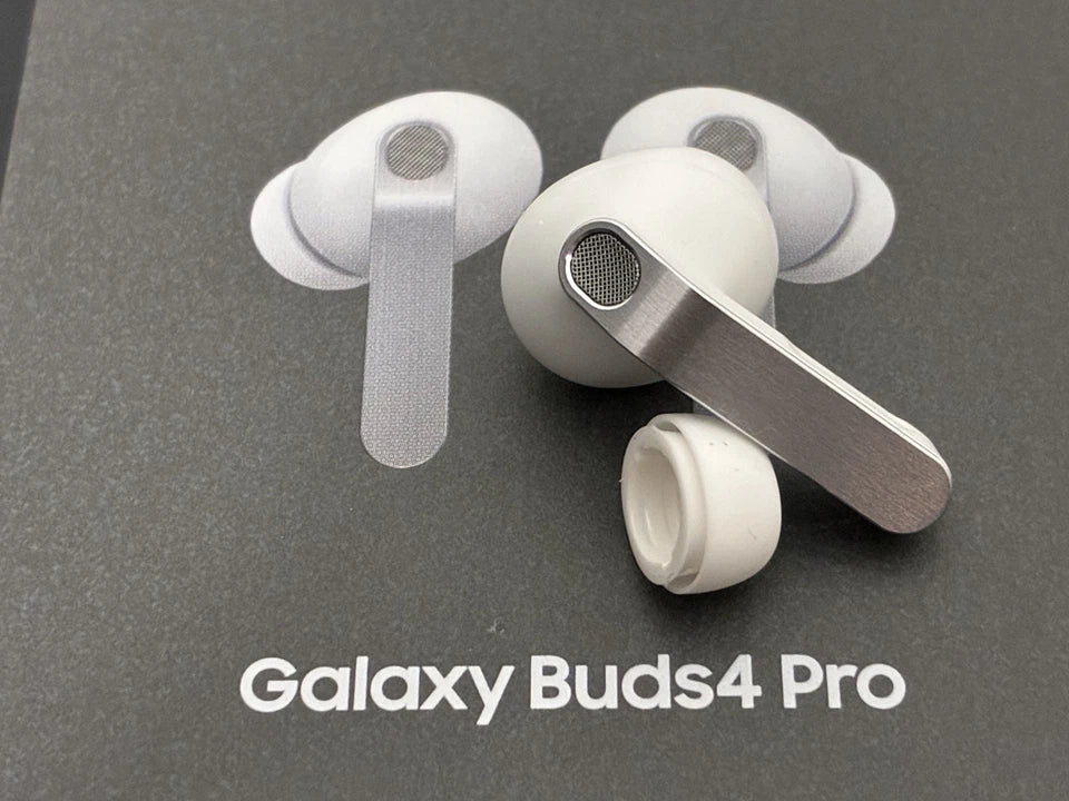 Original Samsung Galaxy Buds4 Pro SM-R640N Earbuds - White